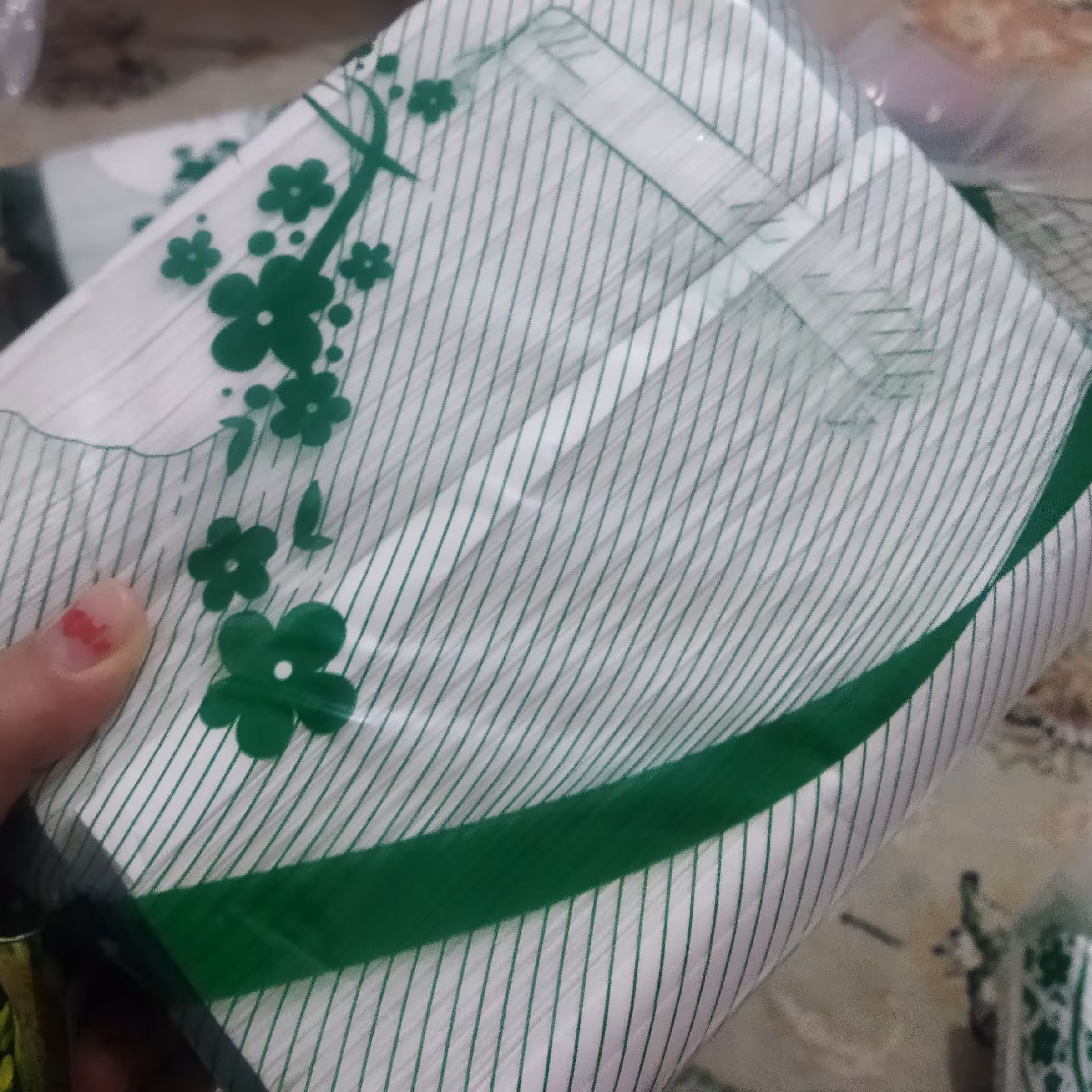 دستمال کاغذی بسته بندی شده 650 گرمی