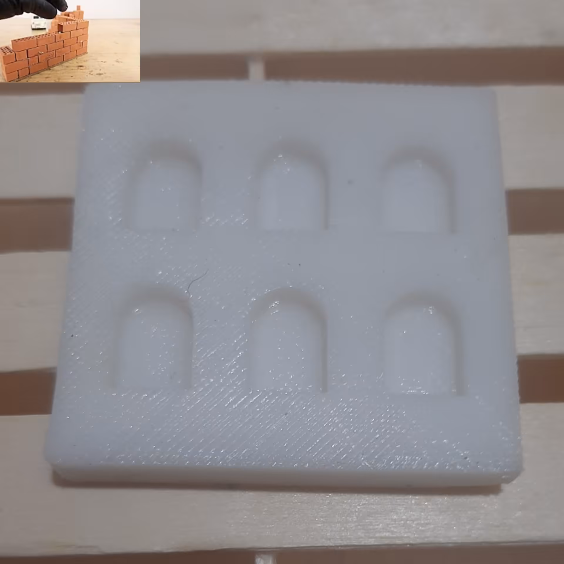 قالب سقف شیرونی اندازه 5سانت در 5سانت ارتفاع 1.5سانت 