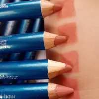 رژلب مدادی برند بل در 12 رنگ زیبا و جذاب بسیار نرم و ماندگاری بالای روی لب داره