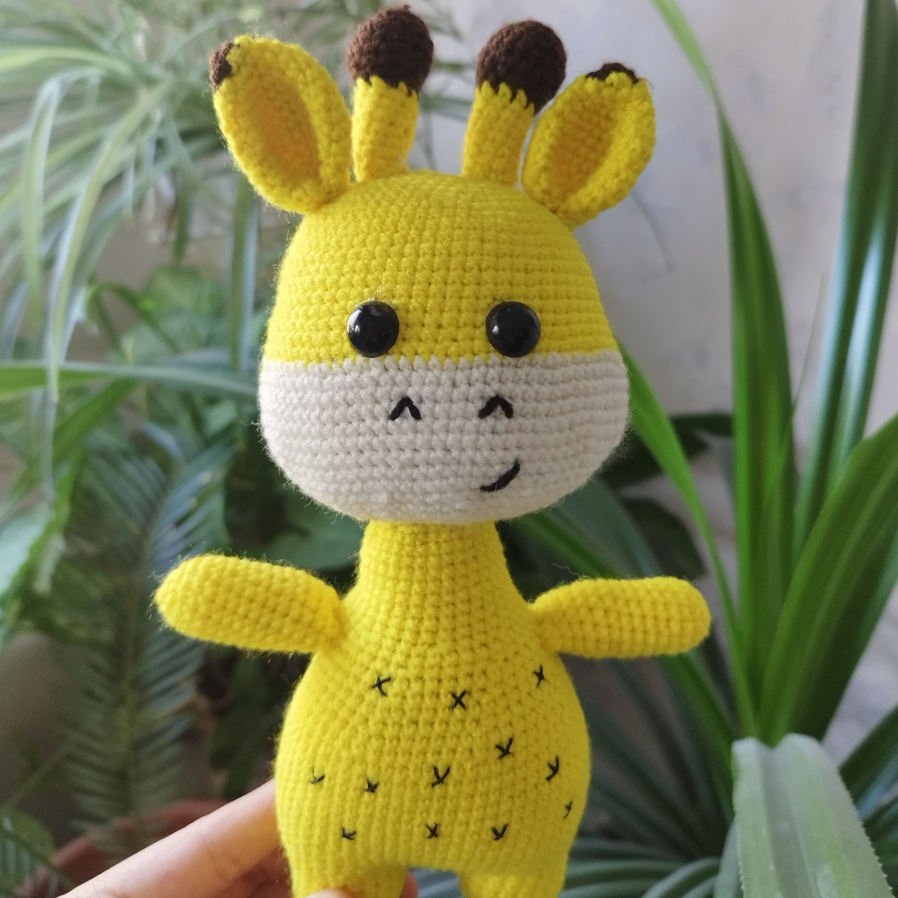 عروسک بافتنی زرافه 24سانتی