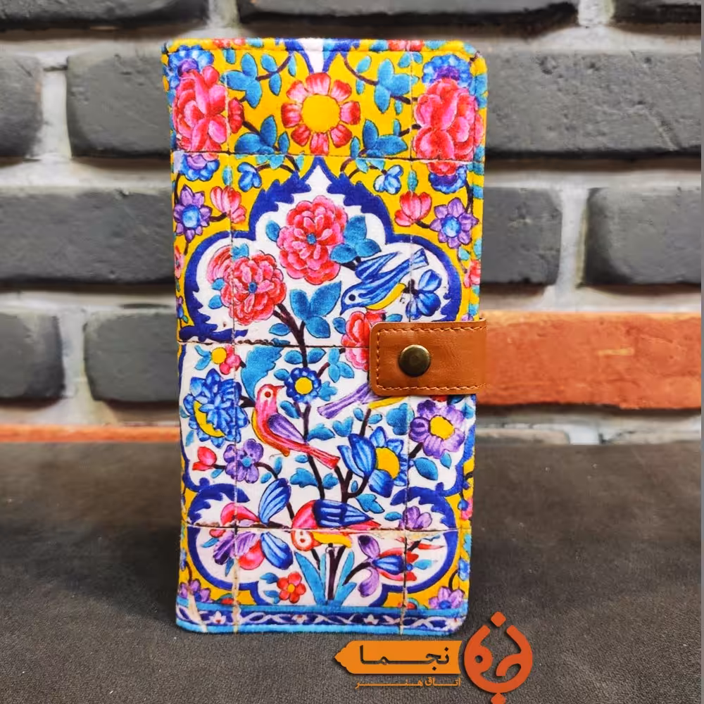 کیف پول پالتویی  مخمل کبریتی  طرح سنتی کد P25