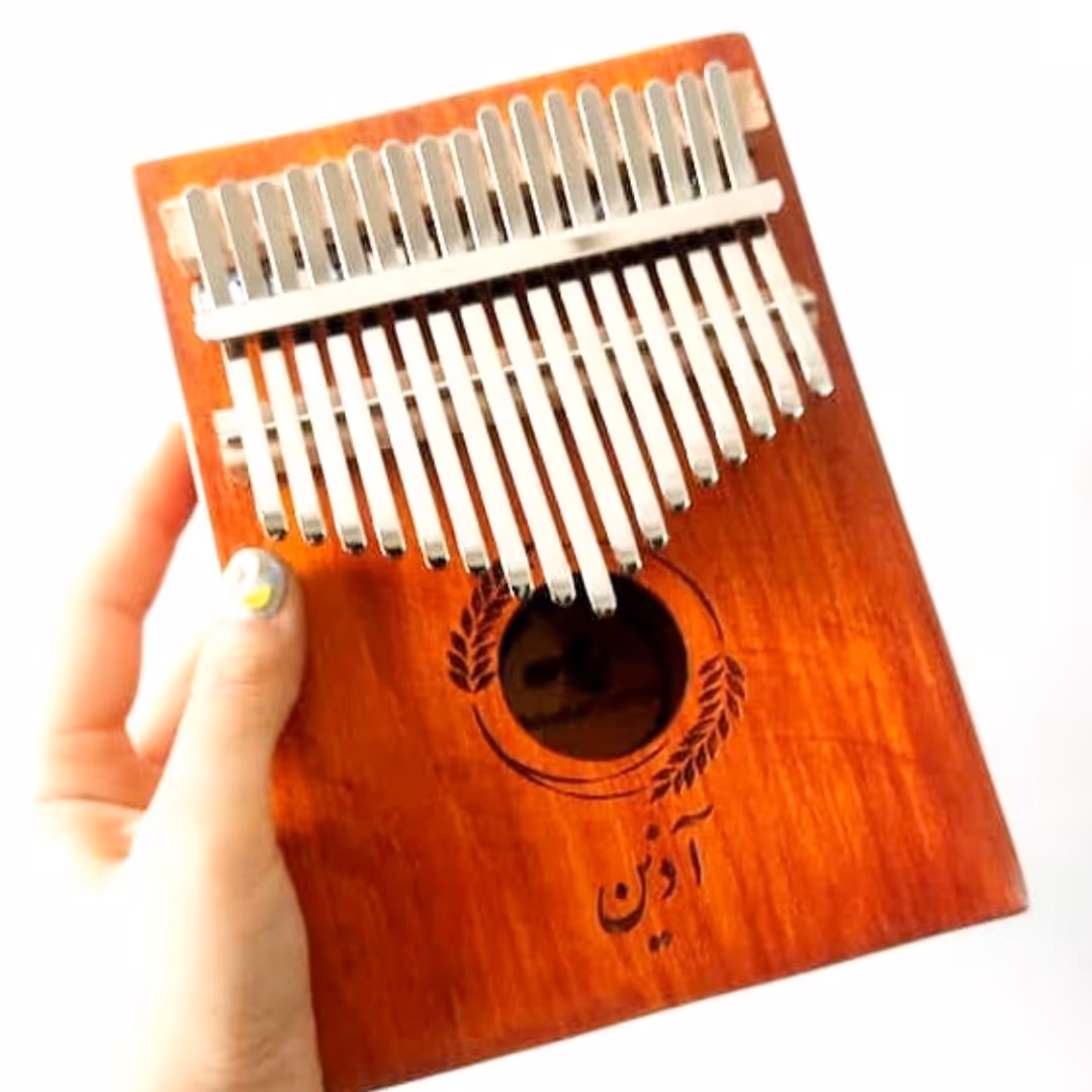 کالیمبا حفره دار کلاسیک طرح ذوزنقه، مارک بلوط