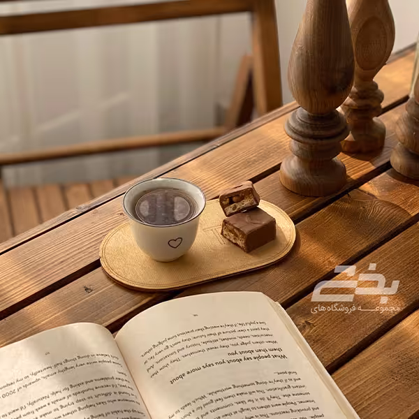 قهوه خوری زیره دار چوبی