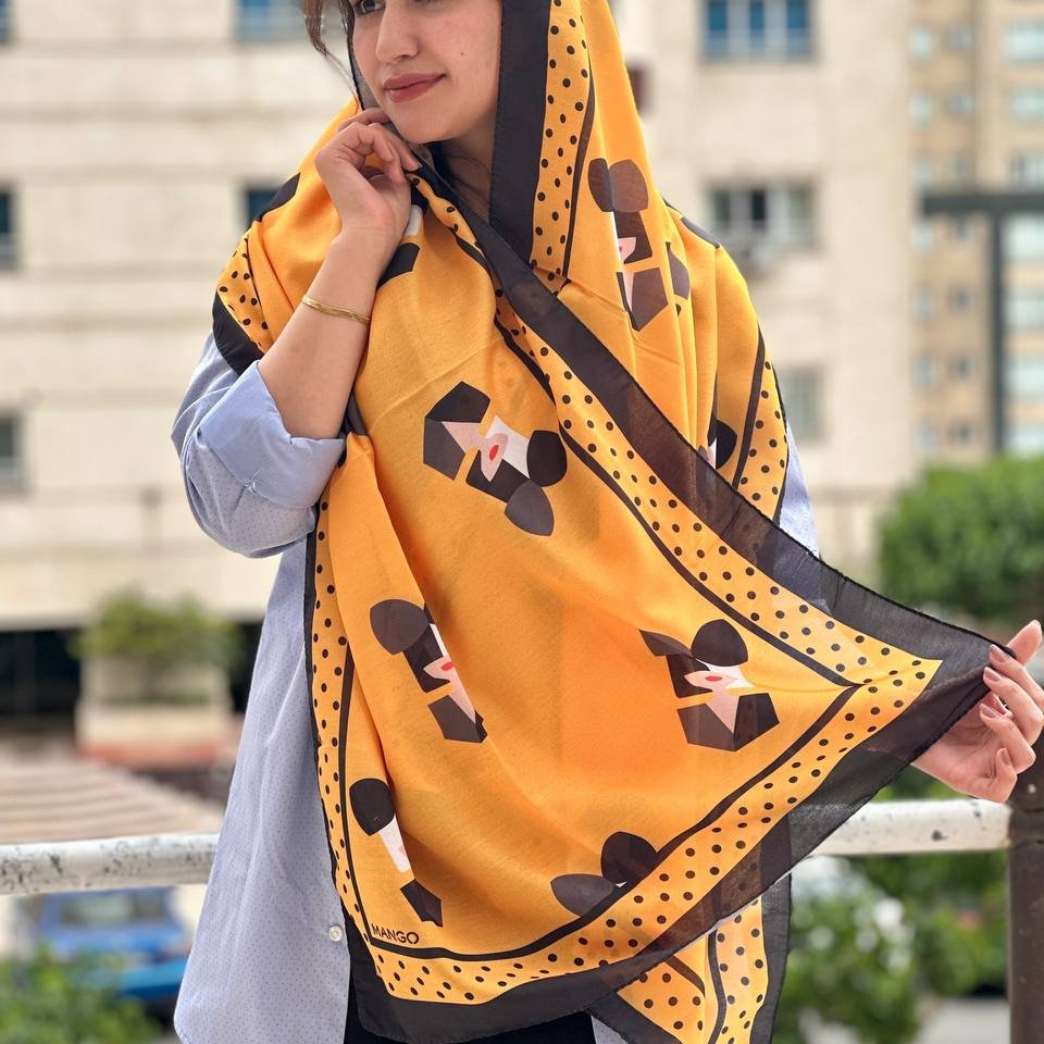 شال زنانه نخی تابستانی رنگ نارنجی زرد طرحدار ri693