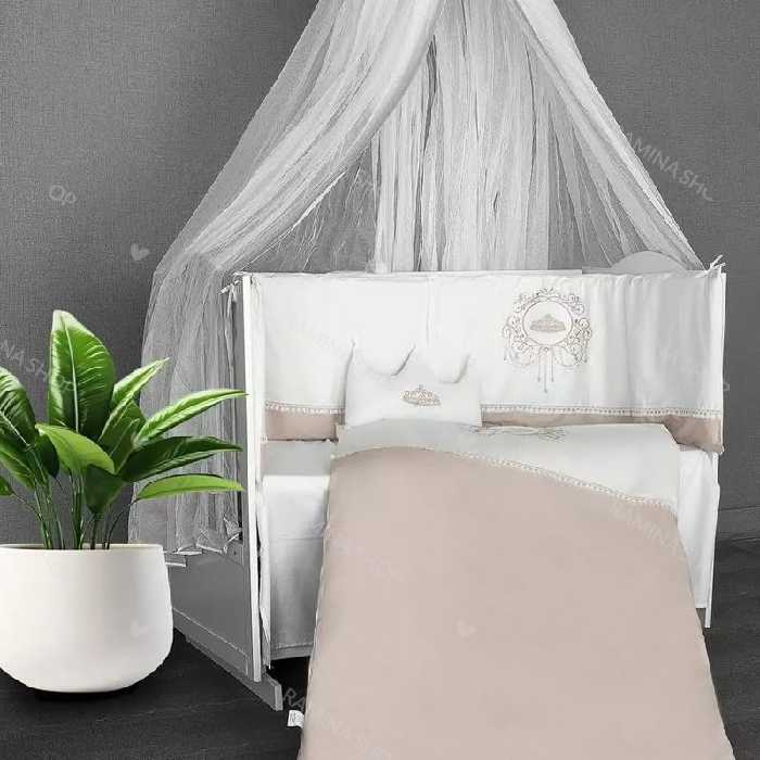 سرویس روتختی نوزادی دخترانه 8 تکه طرح پرنسس رنگ کرم شوبیبی Showbaby