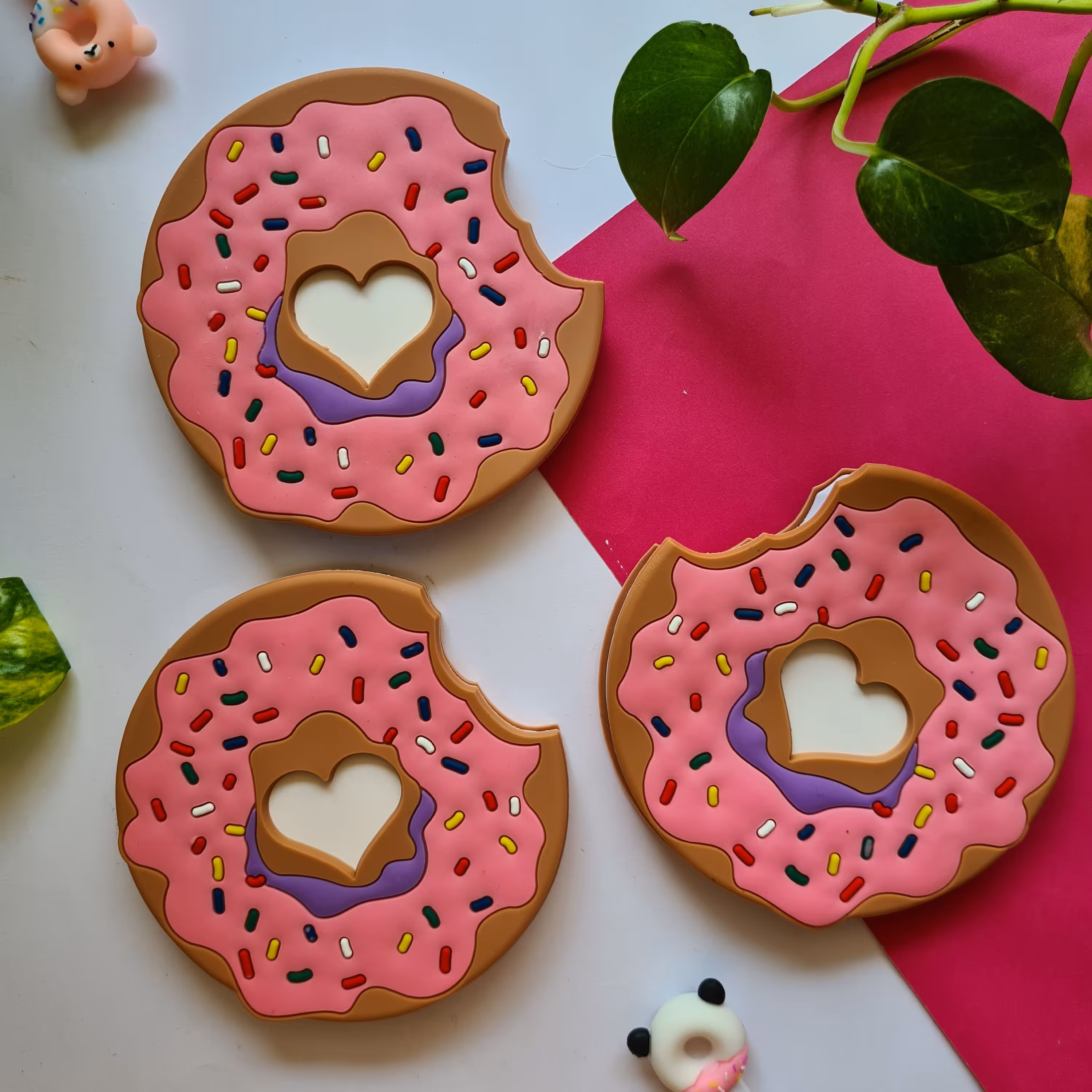 دفترچه دونات قلبی معطر