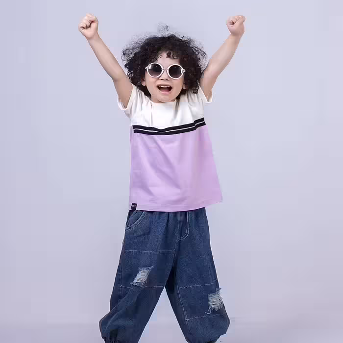 تیشرت پسرانه ودخترانه سایز45و50نخ پنبه سوپرکریستال ضمانتی یقه گردوسفید یاسی آستین پاکتی باتخفیف