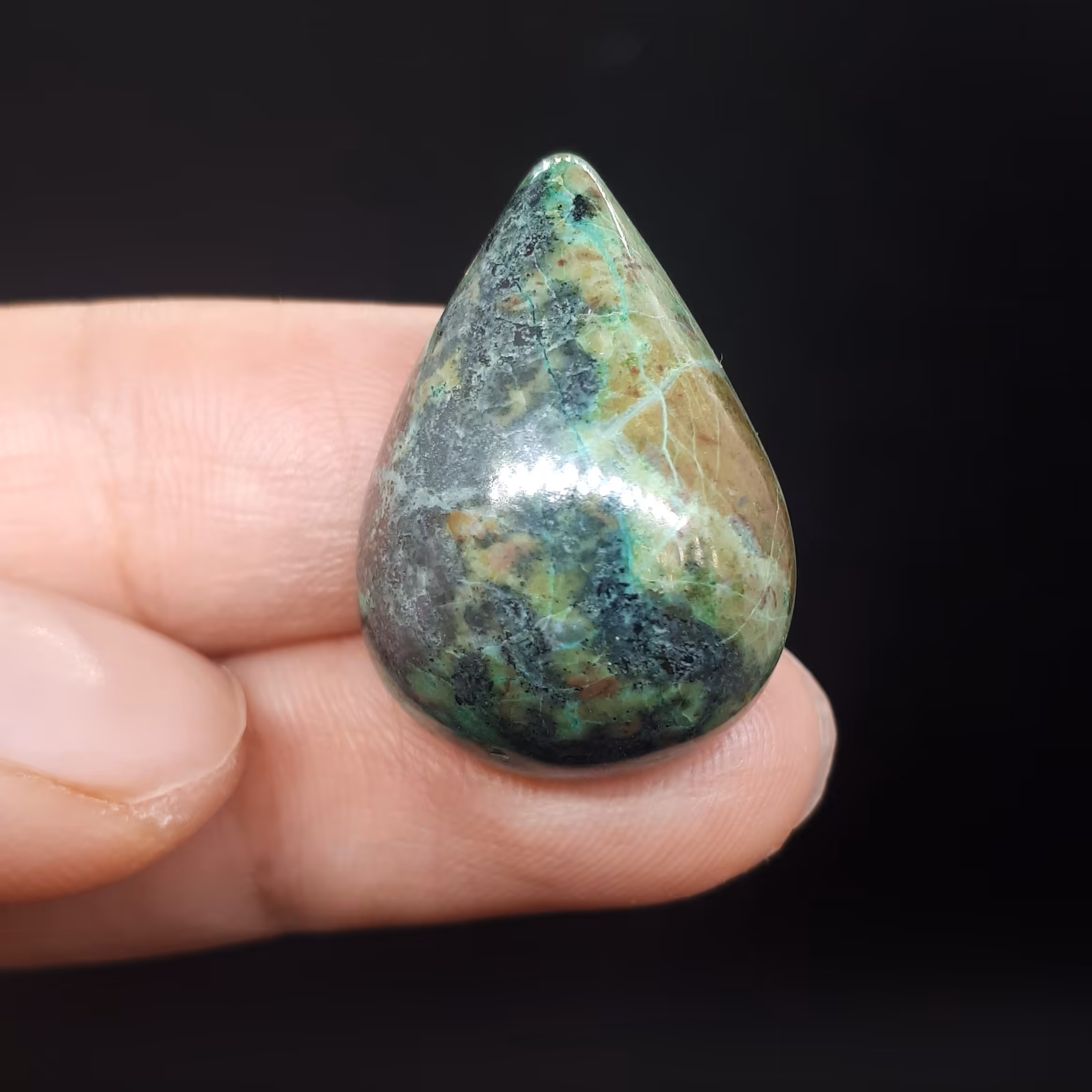 نگین سنگ سرپانیتن طرح اشک 