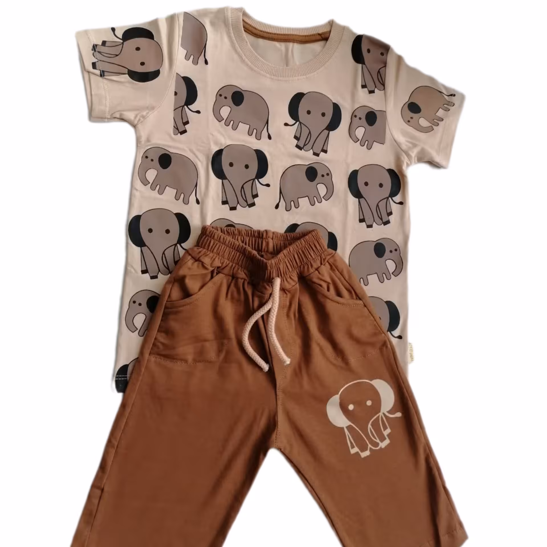 تیشرت و شلوارک طرح elfant جدید و شیک (ارسال رایگان)