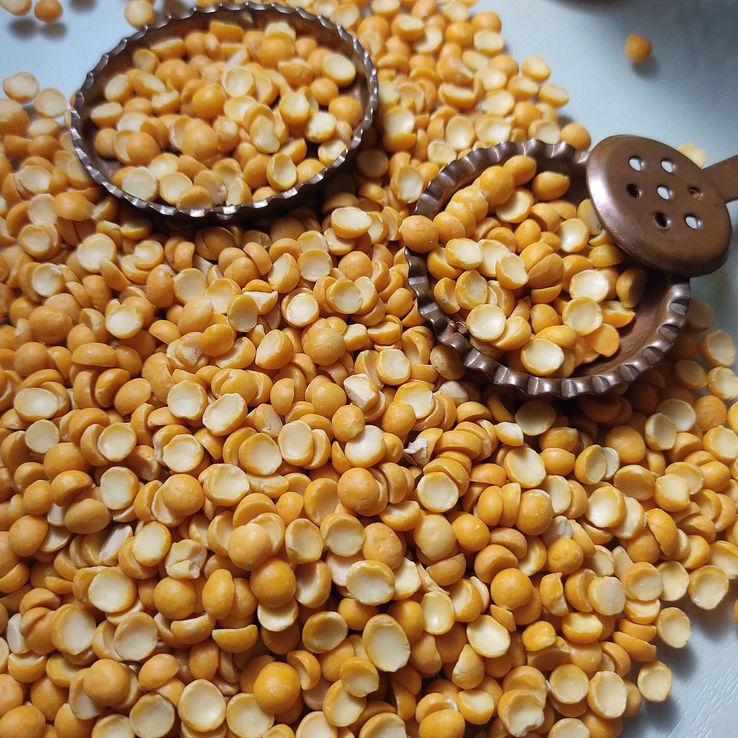 پک سه کیلو  و ششصد گرمی حبوبات عدس  لپه  لوبیا سفید و لوبیا چیتی خریدی به صرفه