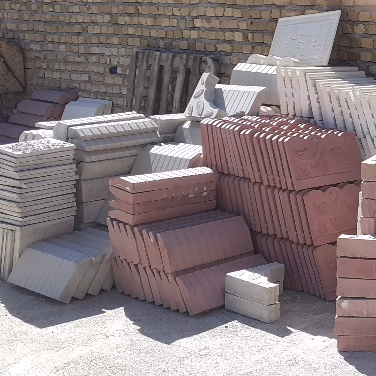 براکت (نرده ) های باغ ویلایی و باغچه ای جذاب  رزینی 