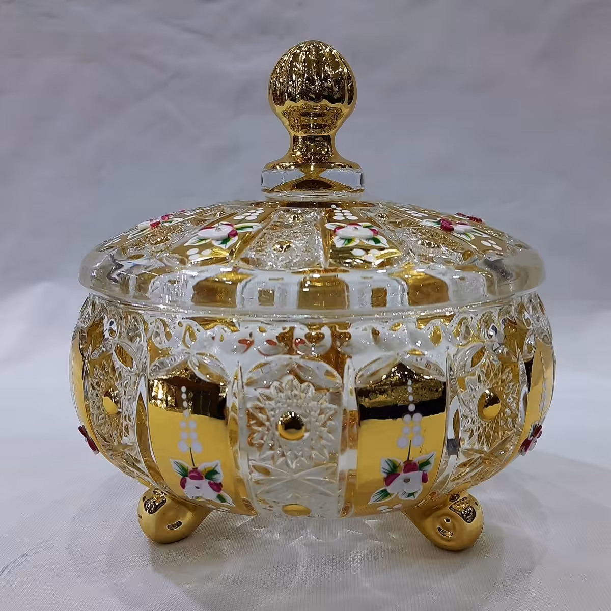 شکلات خوری سه پایه طلایی گلدار تپل