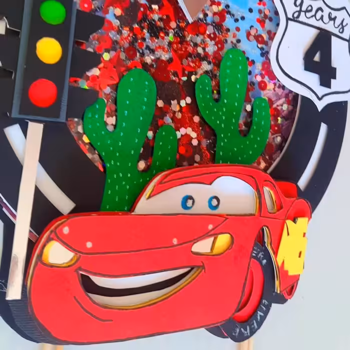 تاپرکیک تولد پسرانه تم مک کوئین