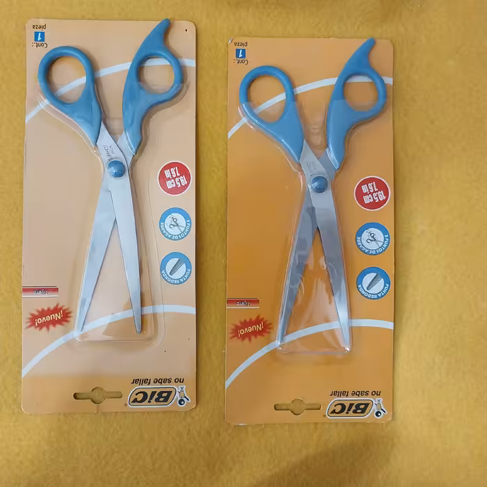 قیچی سایز بزرگ رنگ آبی مارک بیک 