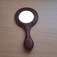 آیینه چرم طبیعی حکاکی شده دست دوز کد66