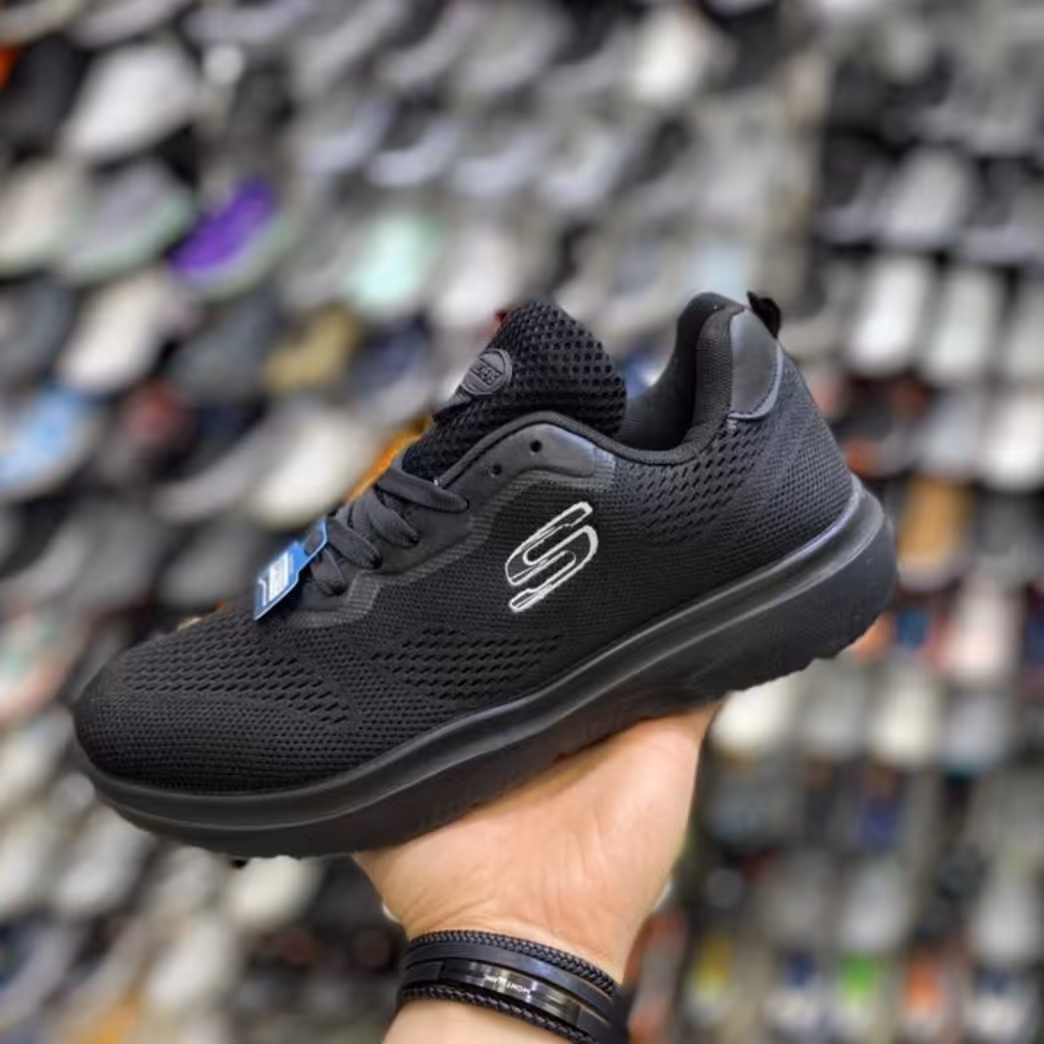 اسکیچرز گوواک مشکی