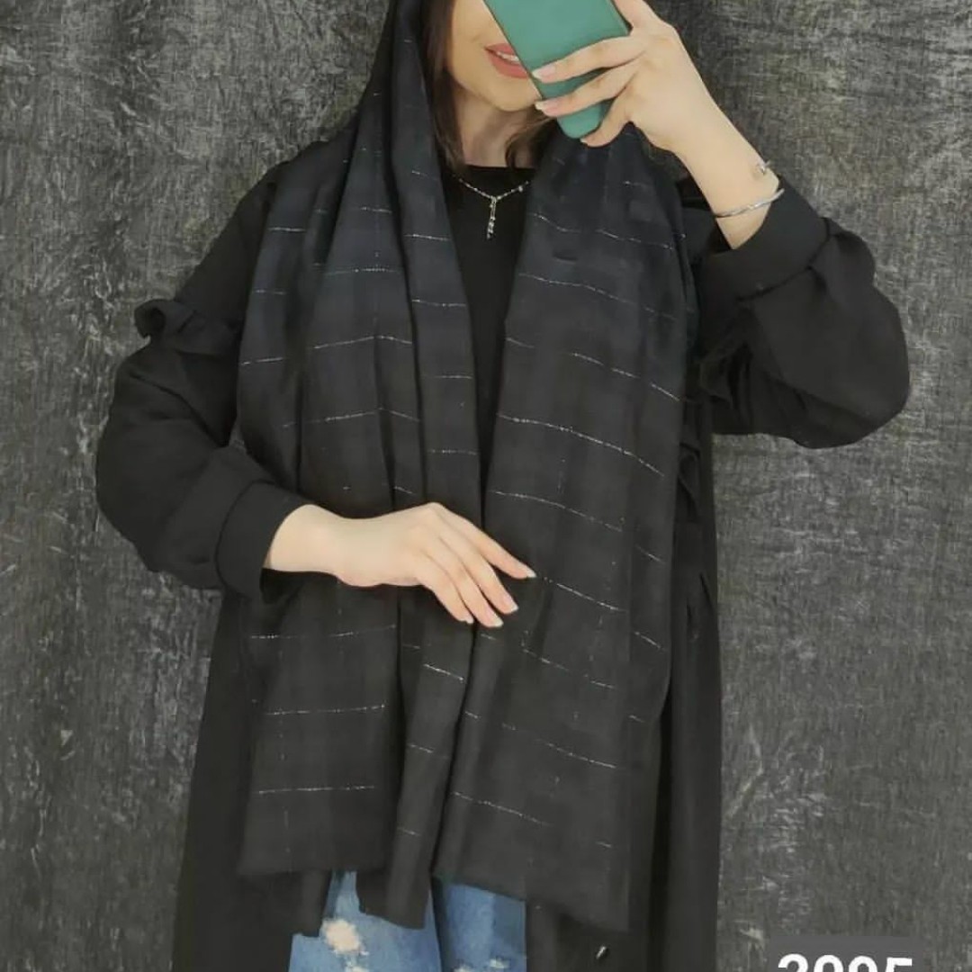 شال مشکی لمه