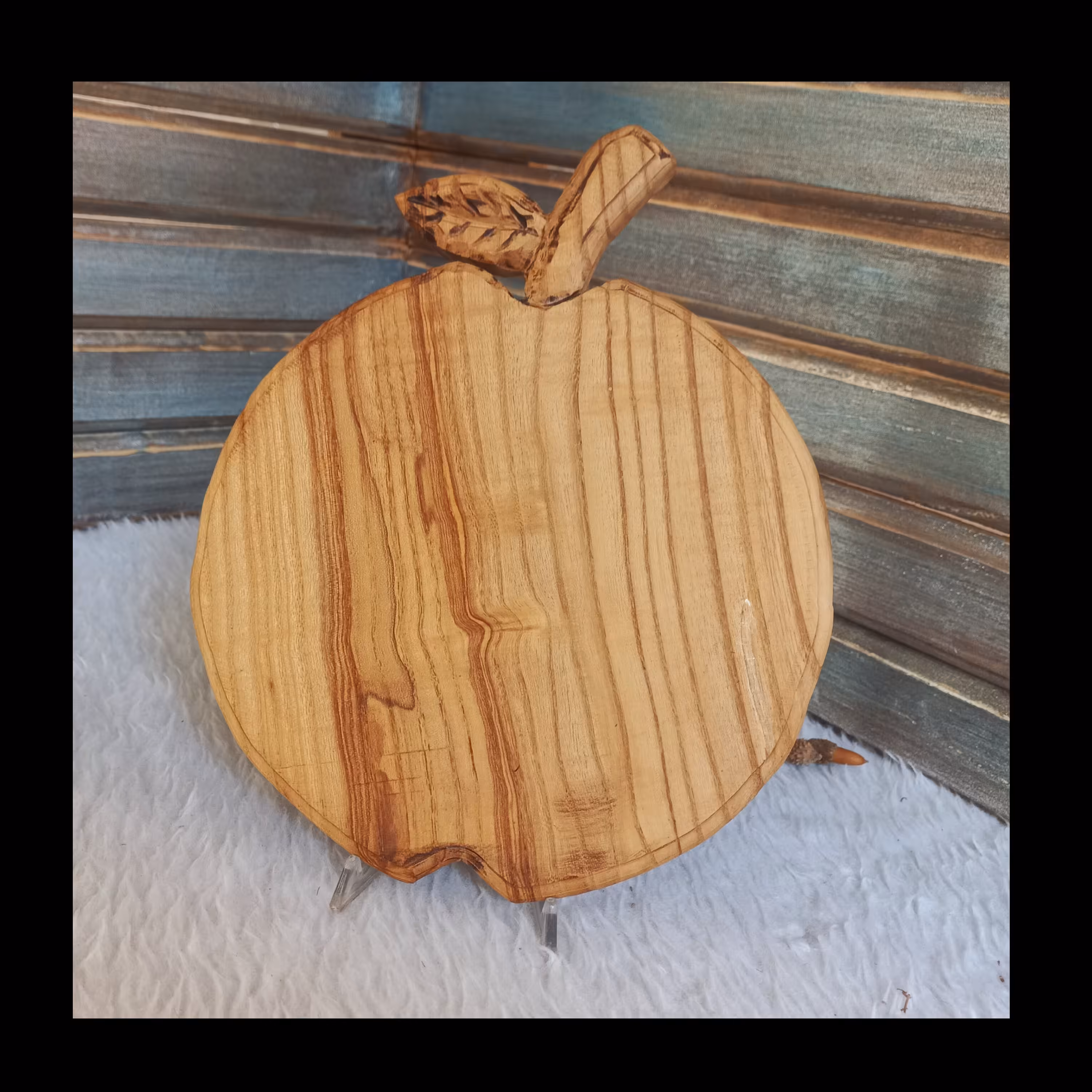 تخته سرو  چوبی طرح سیب، متوسط 