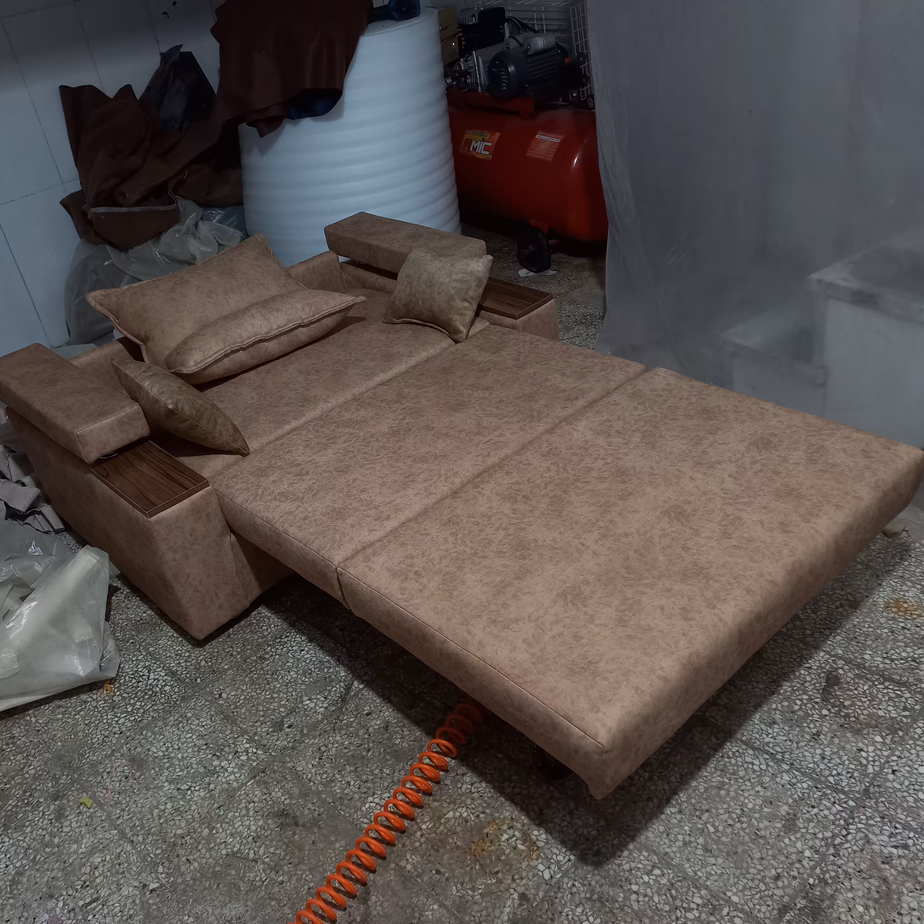 مبلمان تختخوابشو کمجا