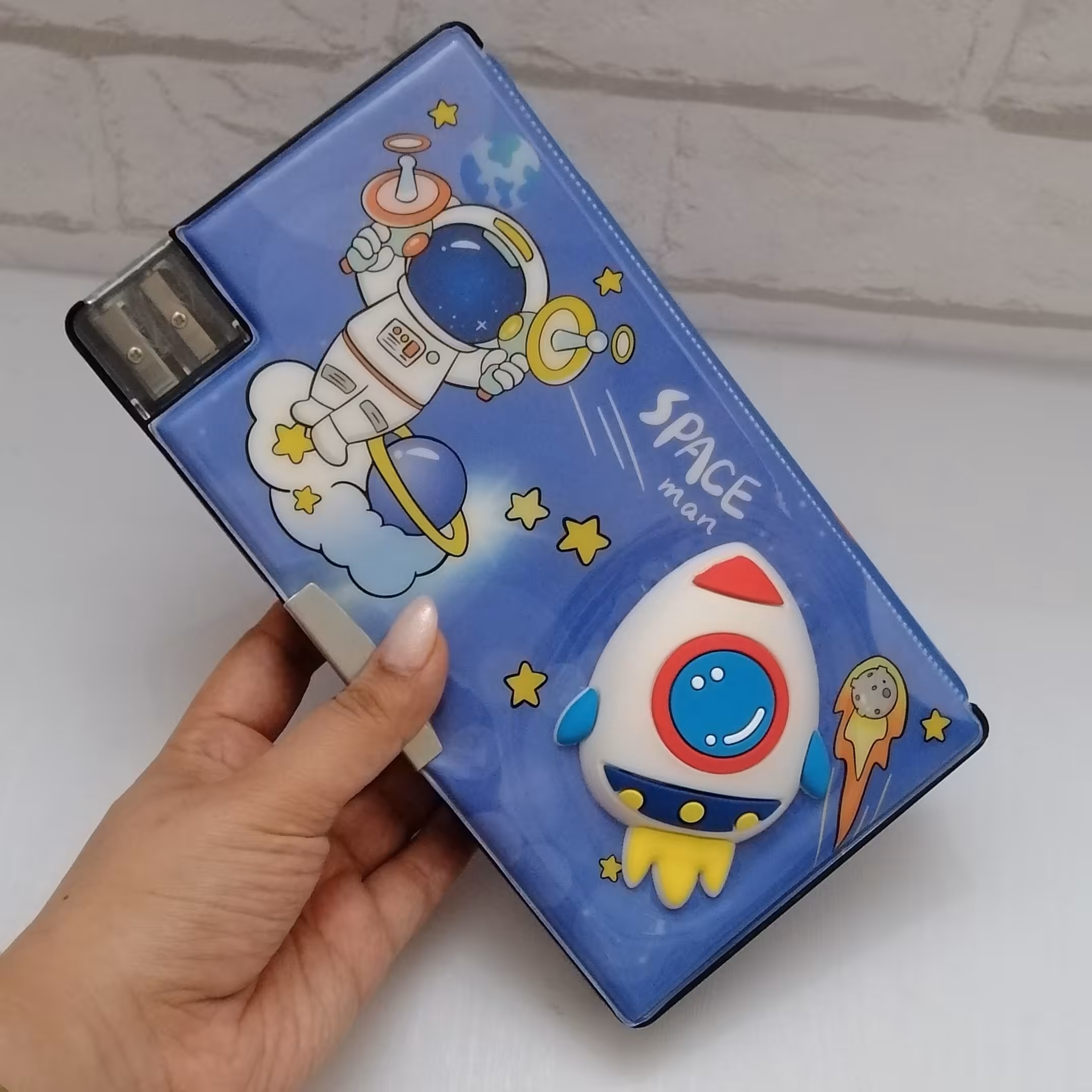 جامدادی مگنتی اسکوییشی دار فضانورد سایز بزرگ