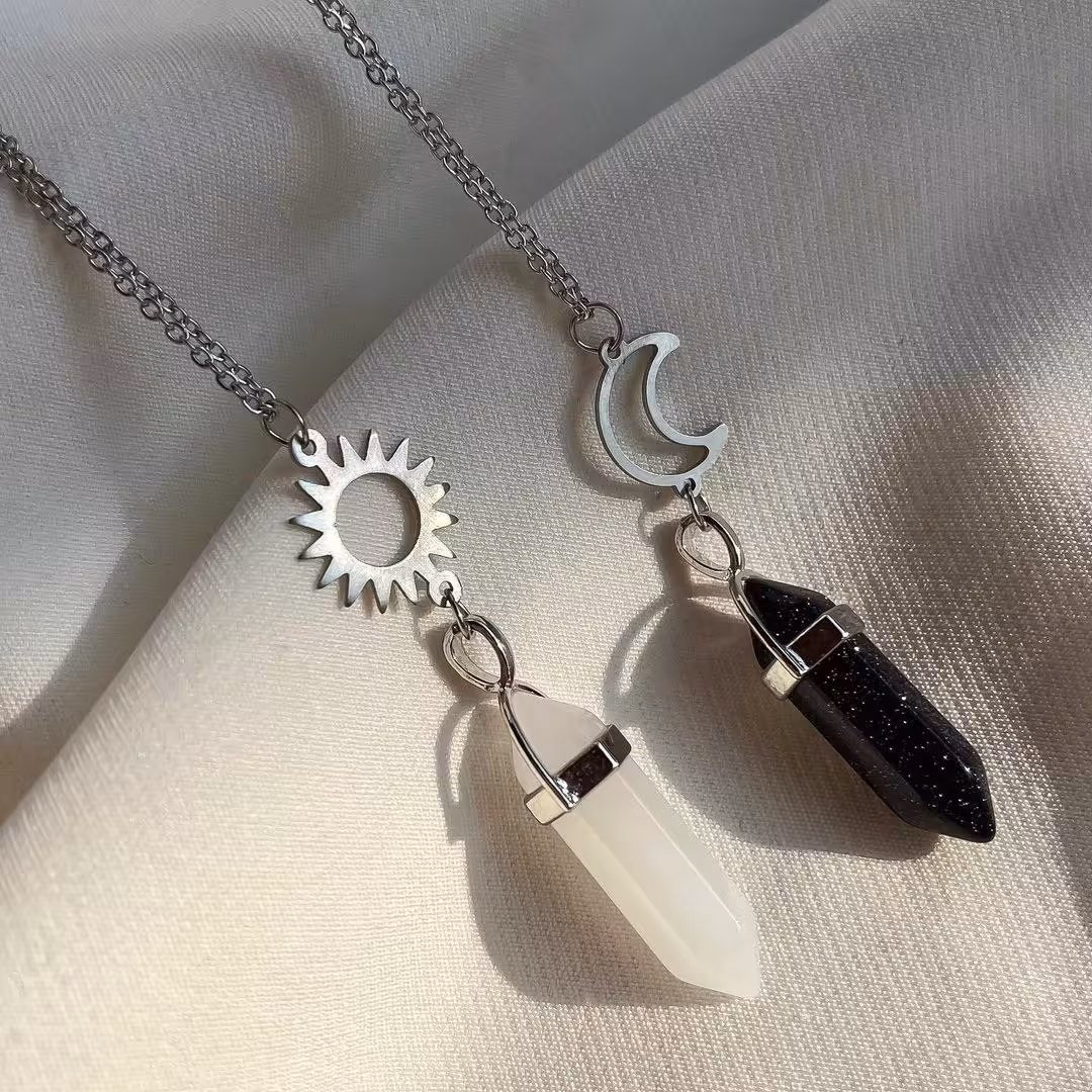 گردنبند ست ولنتاین طرح ماه و خورشید جنس استیل