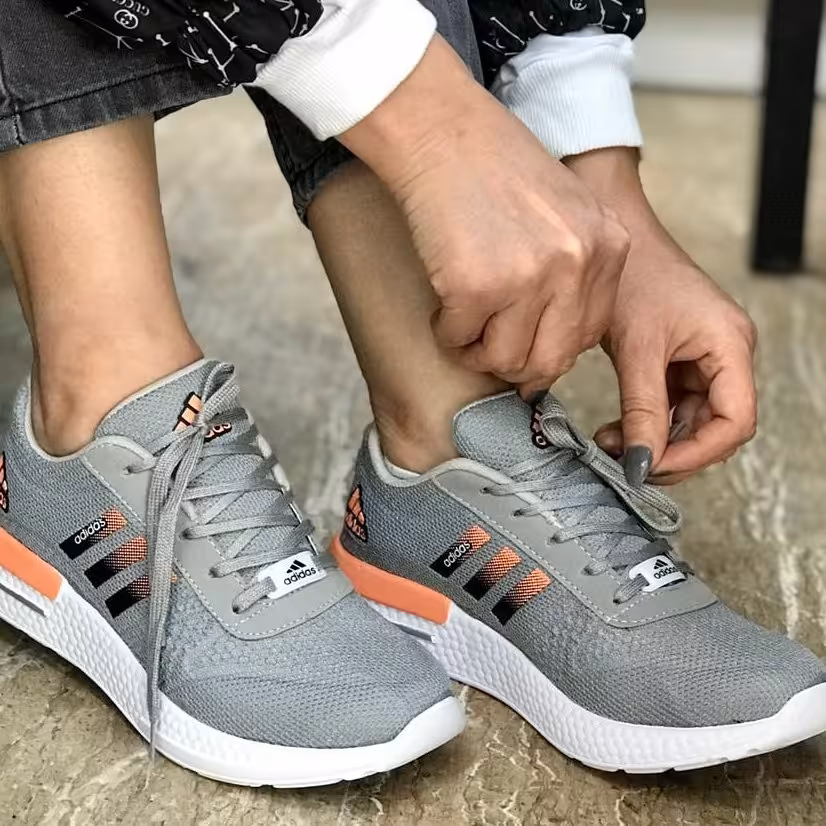 کفش اسپرت کتونی آدیداس
سایز بندی:37تا40
قیمت:265000تومان