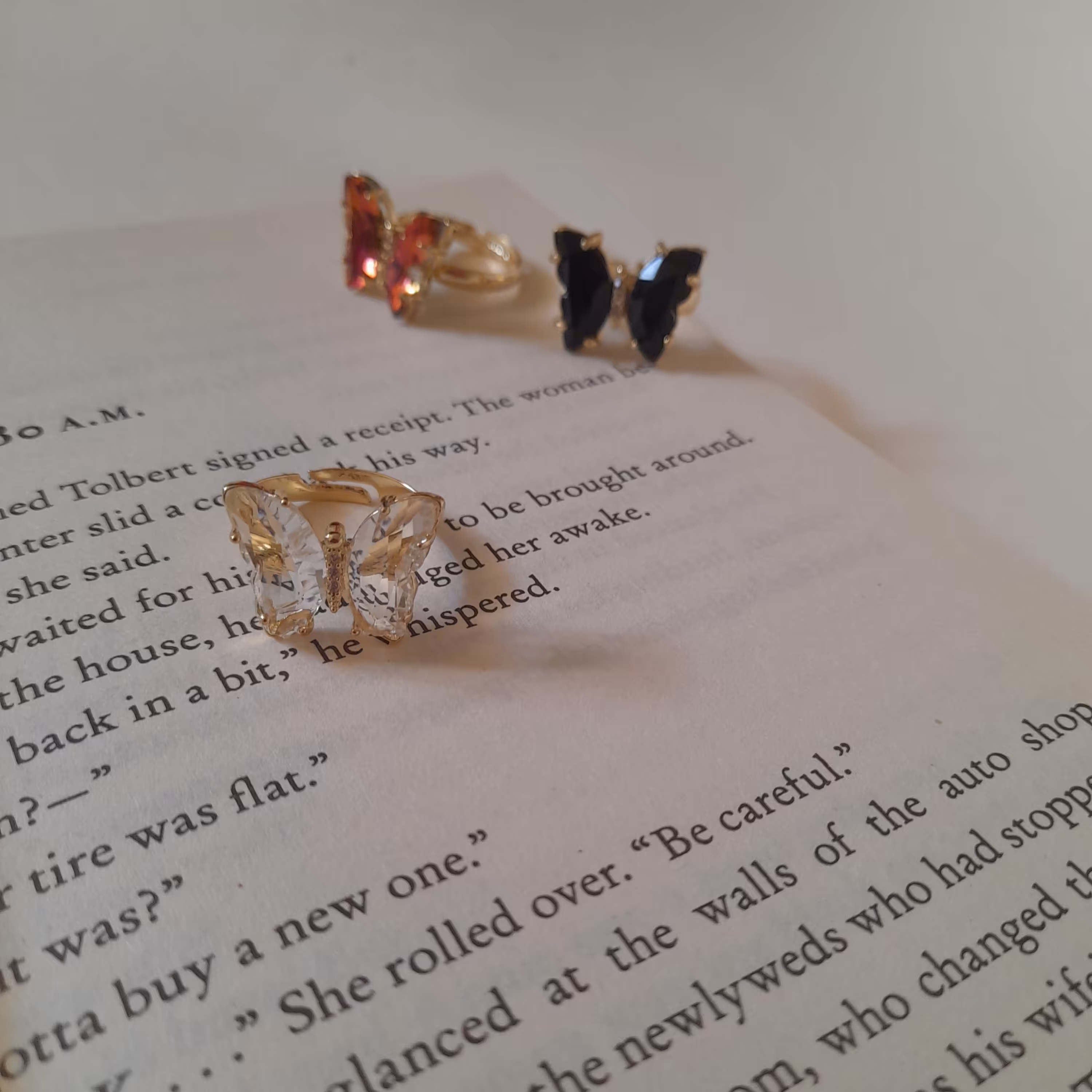 انگشتر پروانه کریستالی فری سایز