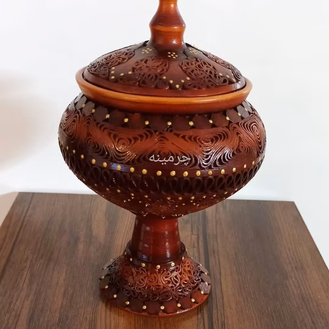 گزی خوری پایه دار معرق چرم/شکلات خوری/گزخوری/چرم/معرق چرم/تزیین/