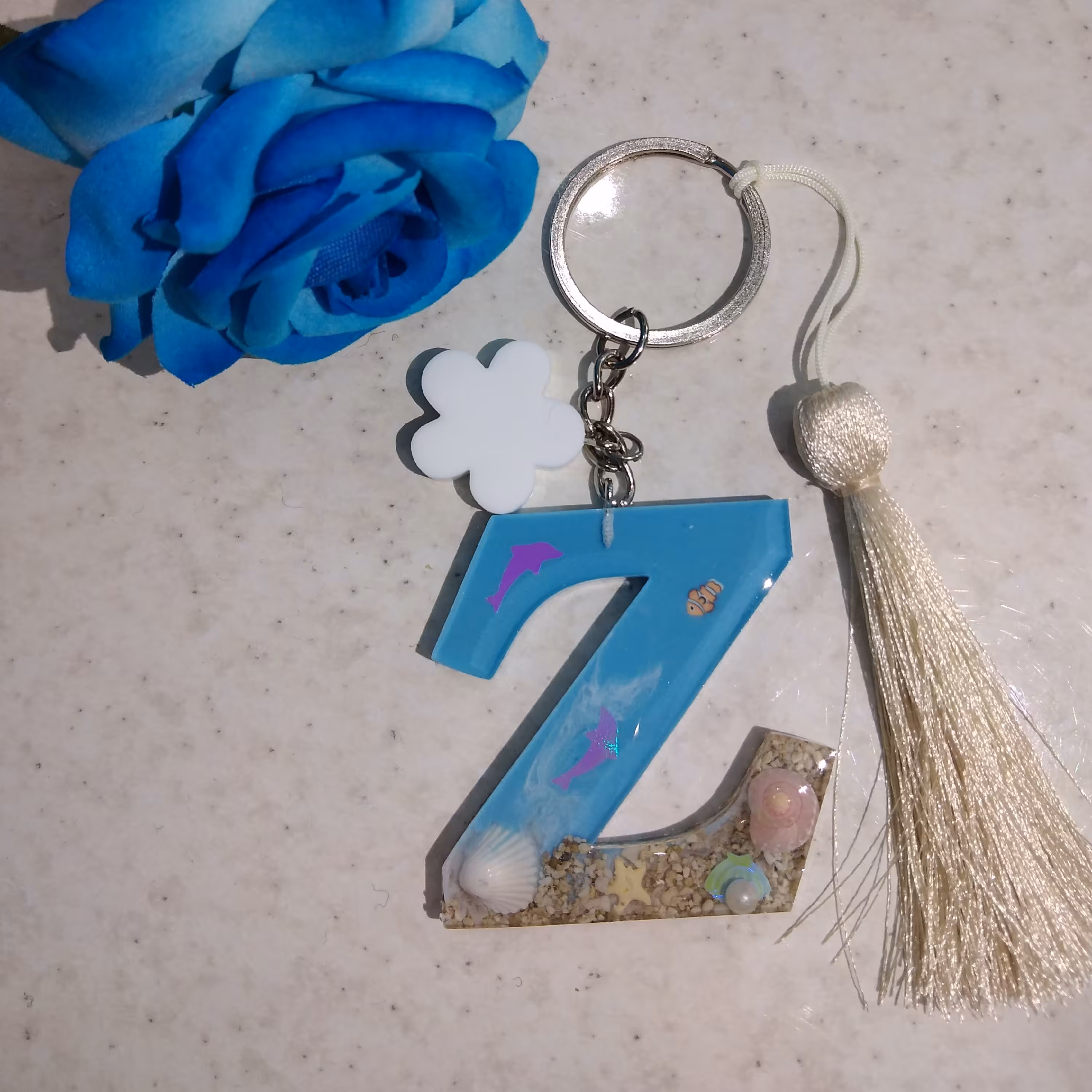 دسته کلید رزین حرف Z طرح دریا