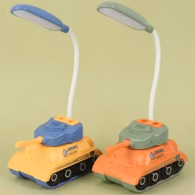 چراغ مطالعه مدل تانک، هدیه‌ای برای کودکان