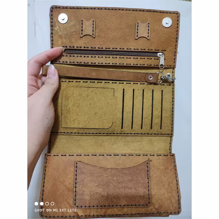 کیف چرم طبیعی  و دست دوز