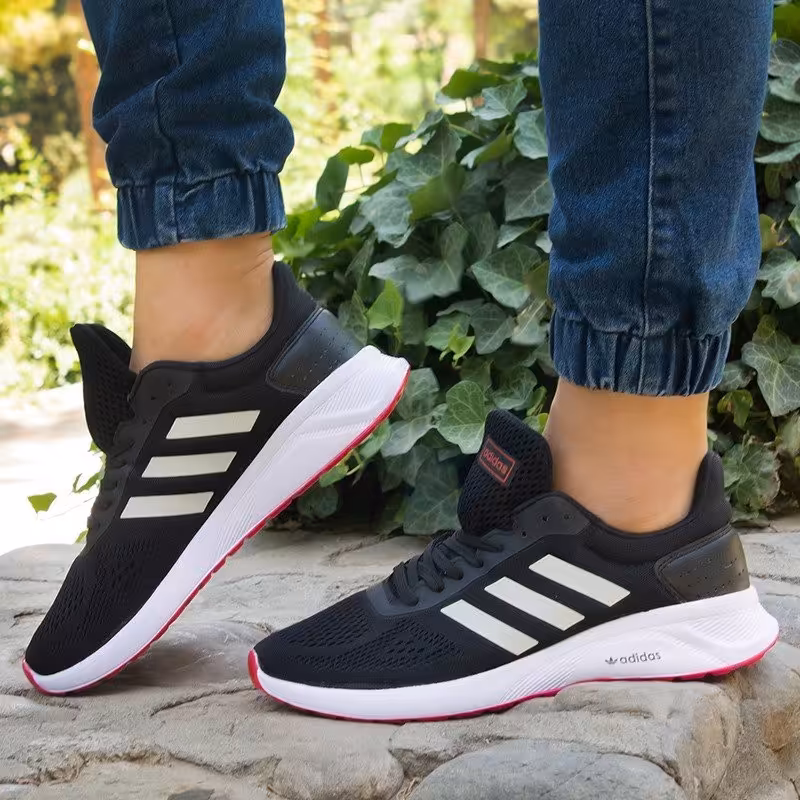 کفش آدیداس  فالکون  اصل مردانه و زنانه سه خط با رویه تنفسی و زیره بسیار نرم انعطاف پذیر وبا کیفیت 