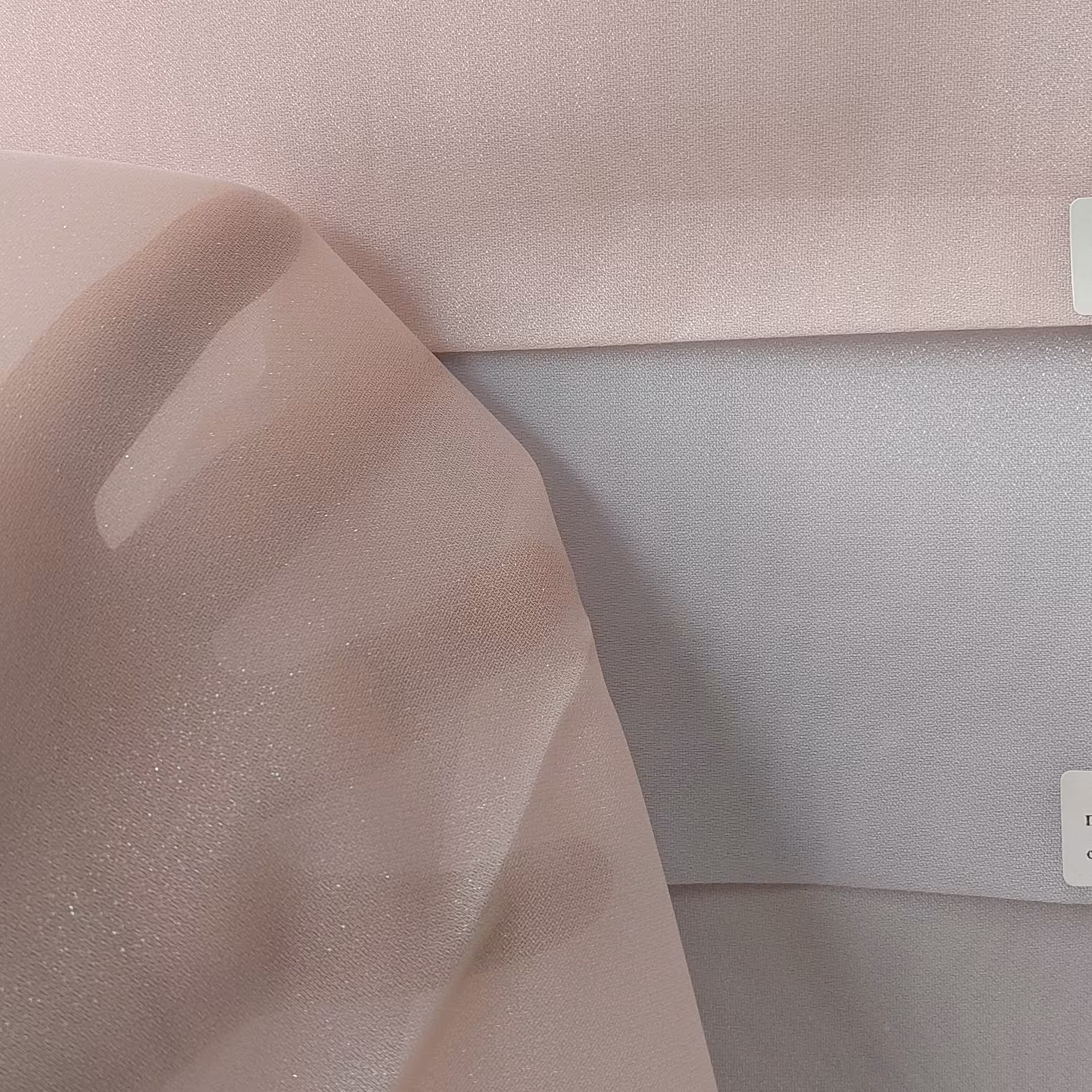 پرده حریر شاین دوخته شده