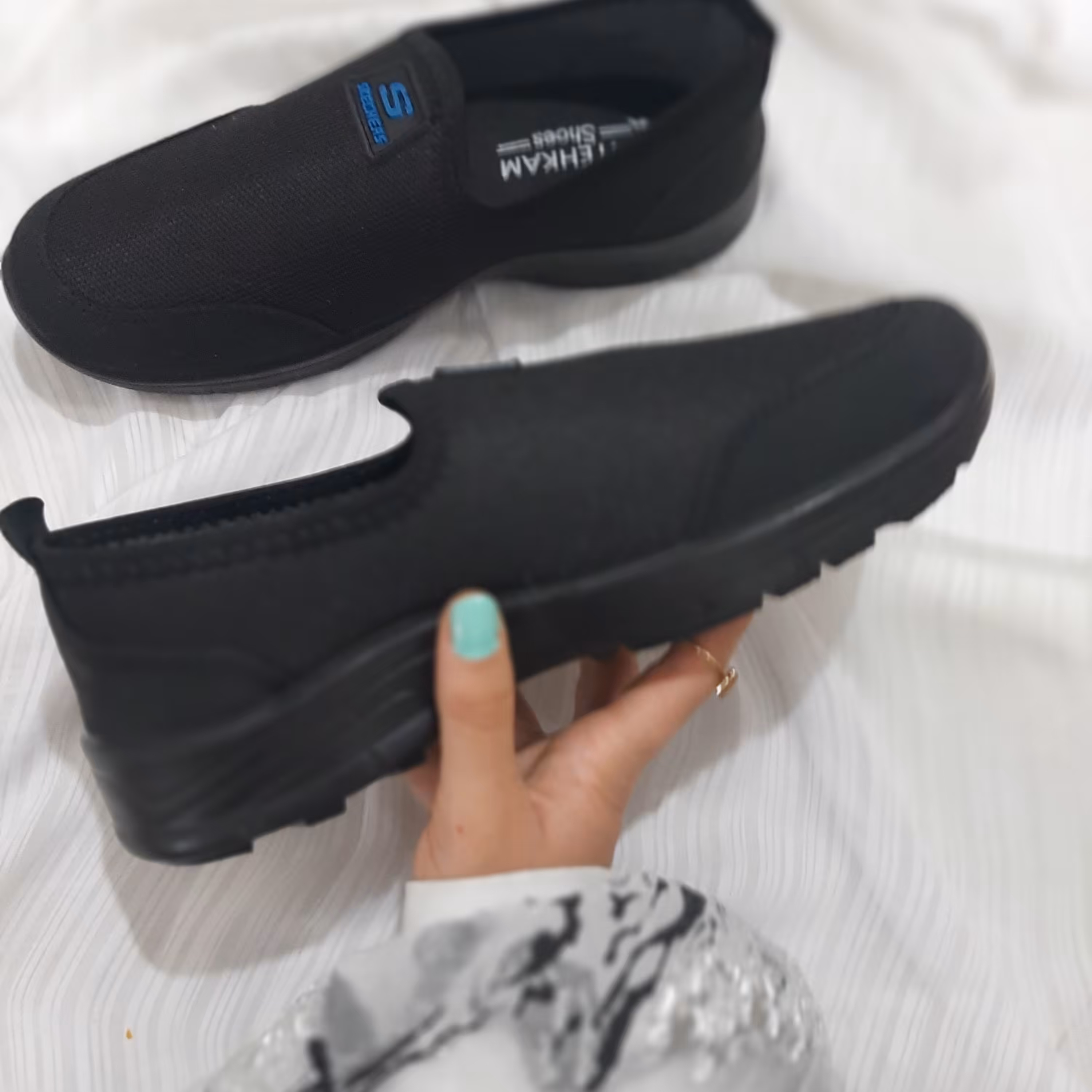 کتونی راحتی مردانه شیک و خیلی سبک مناسب پیاده روی 