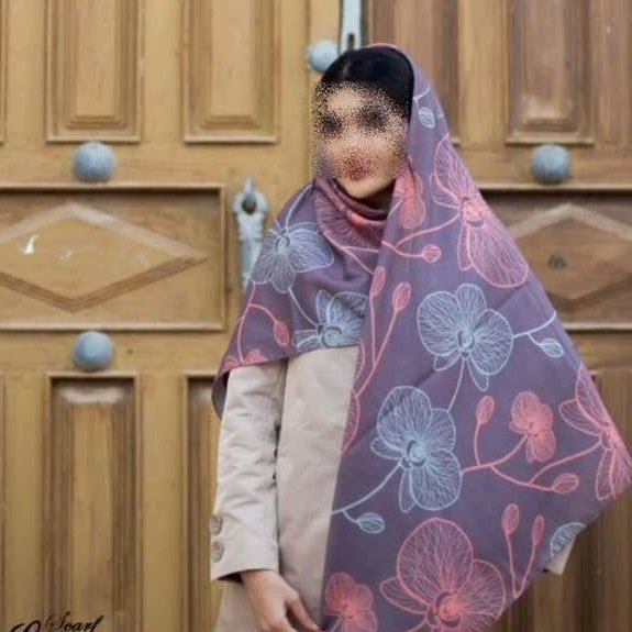 روسری کد 236،جنس نخ کره بسیار با کیفیت نرم ولطیف با ایستایی خیلی خوب