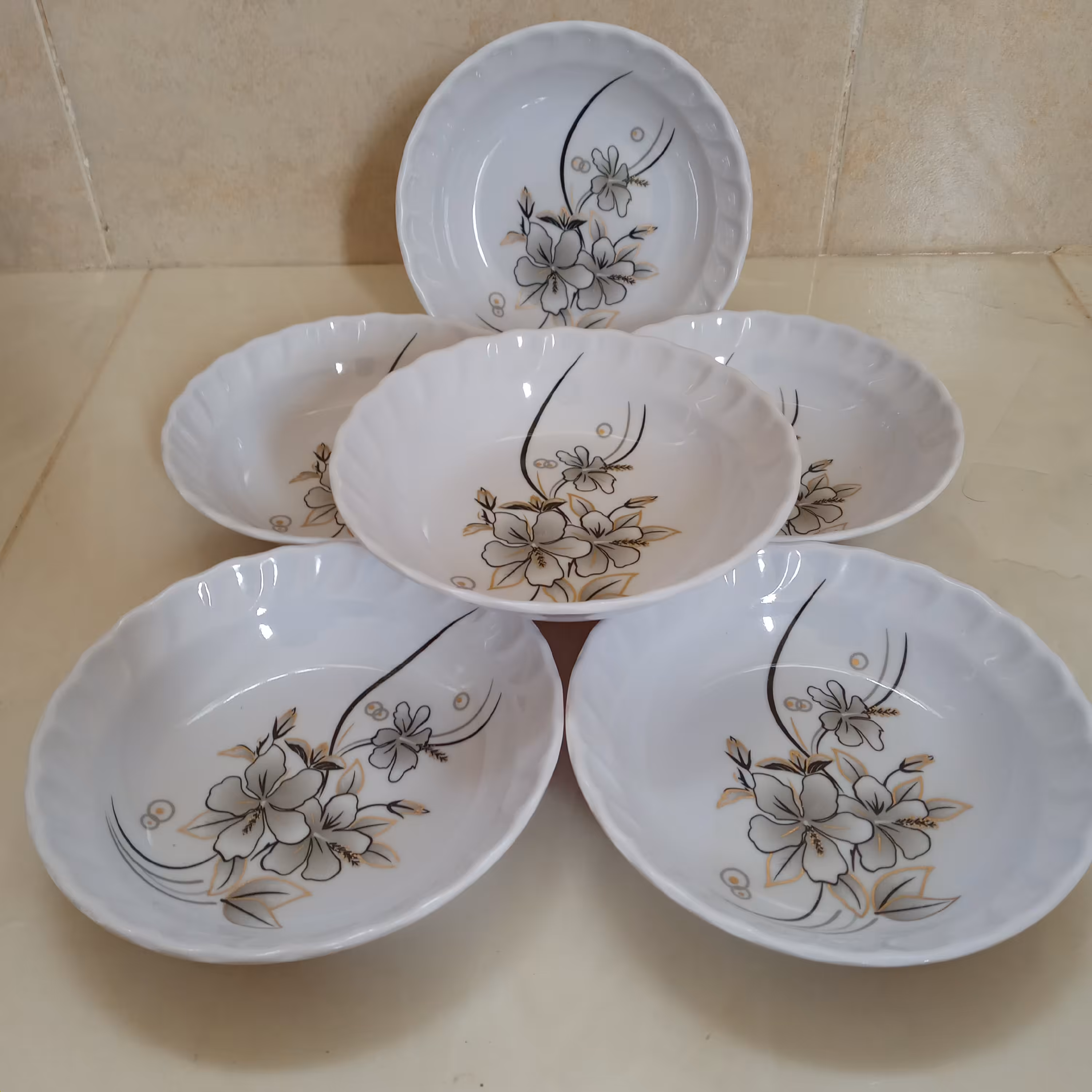 کاسه فسنجون خوری(سوپ خوری )ملامین سپید یزد دارای استاندارد مواد درجه یک تعداد 6 عددی 