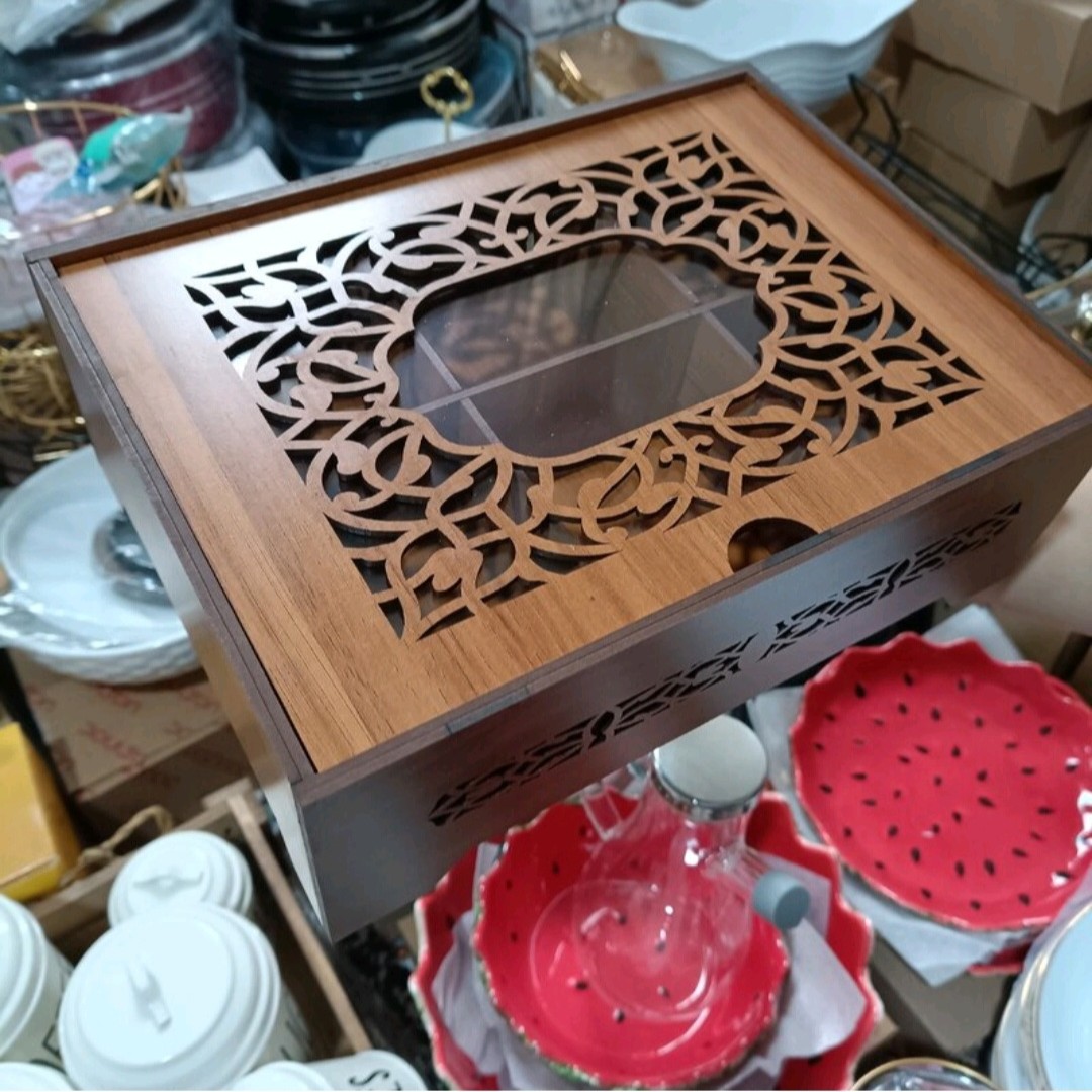 جا تیبگی طرح منبت کاری شده مستطیل