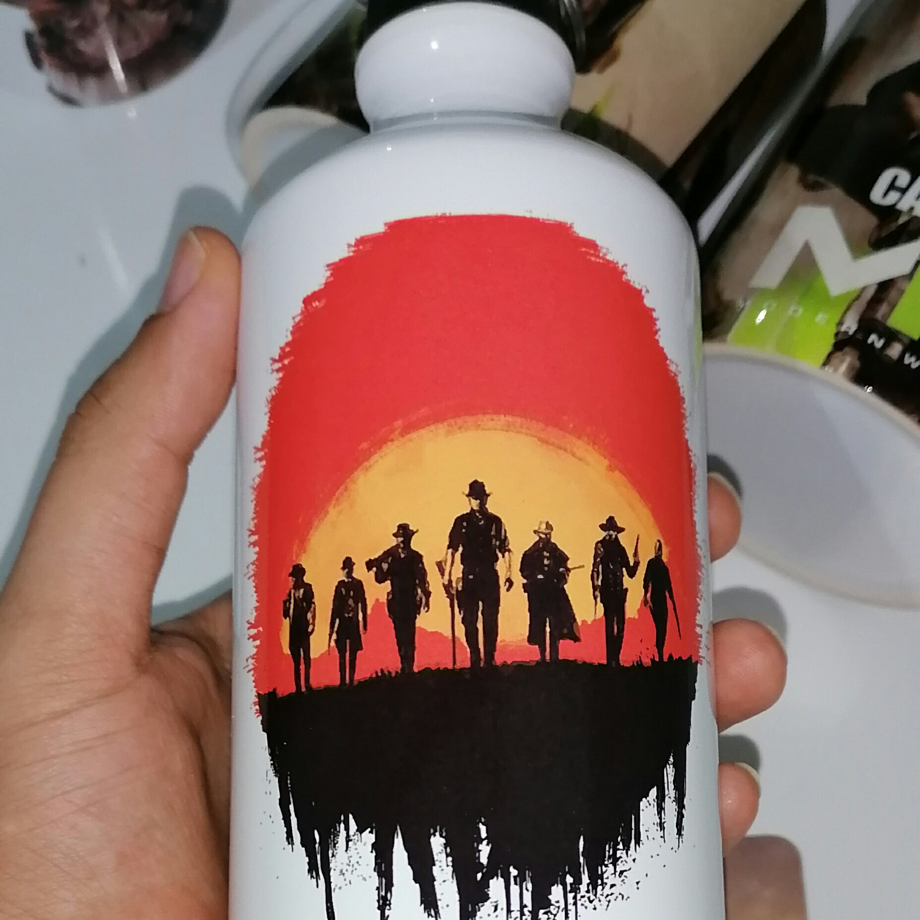 قمقمه گیمینگ رد دد ریدمپشن 2 ( آرتور مورگان ) Red Dead Redemption 2 ( gamer . game )