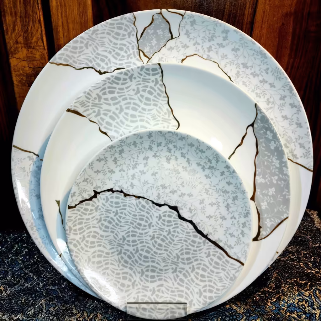 سرویس 26 پارچه 6نفره غداخوری  طرح گرد اسکالر