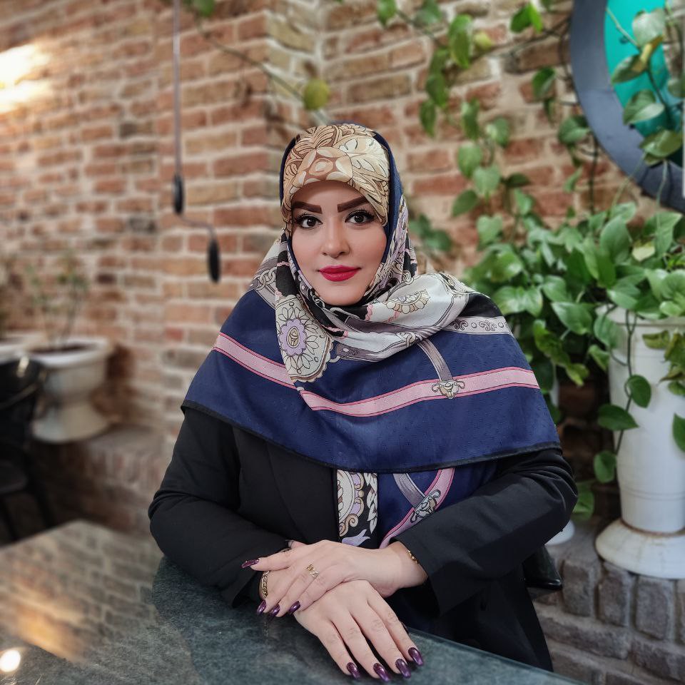 روسری عیدانه سوپرنخ گارزا قواره 135 دور دست دوز رنگ سرمه ای ارسال رایگان