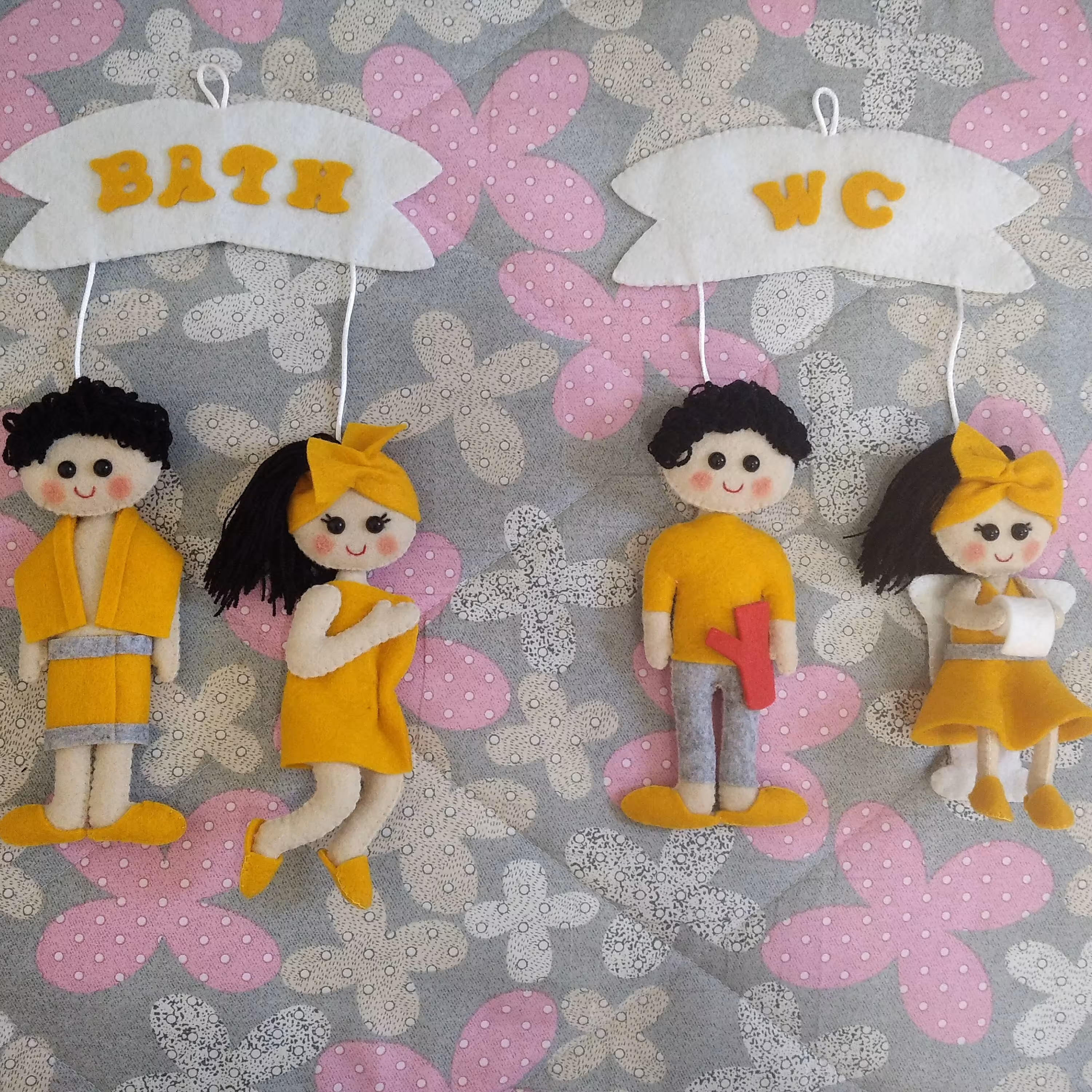 نشانگر حمام و دستشویی نمدی