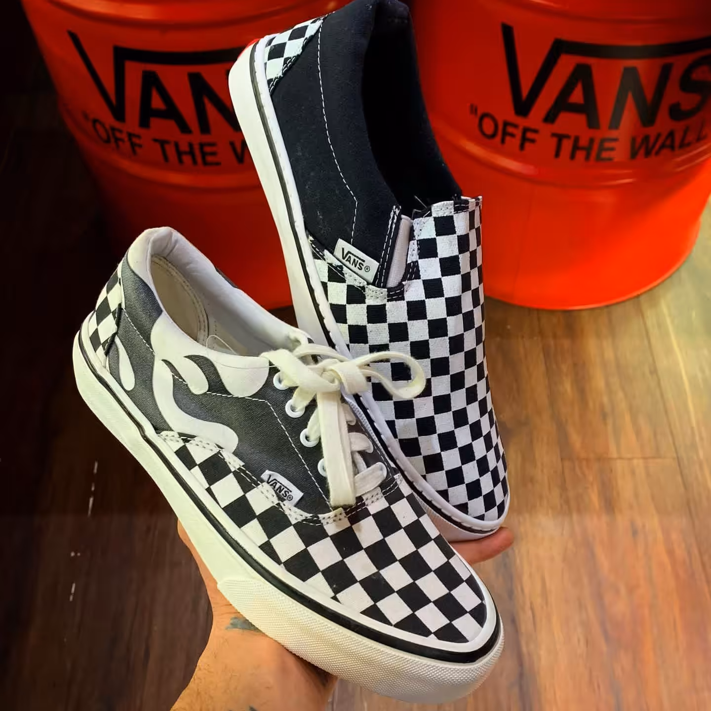کفش ونس vans slip on شطرنجی (مشکی ،سفید) سایز :(41 تا 45)
