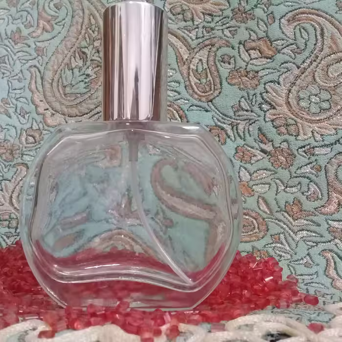 عطر جادور ( 30 ) گرمی زنانه    گالری طلائی talaeiperfume