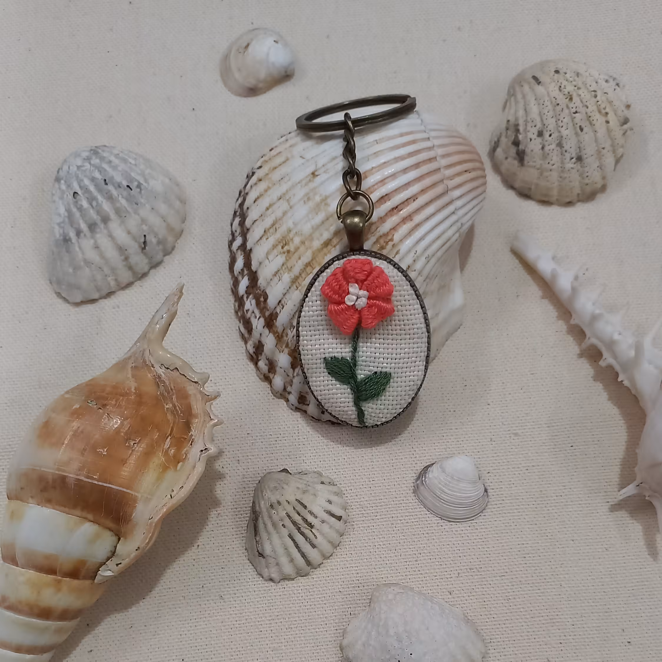 جاکلیدی گلدوزی شده 