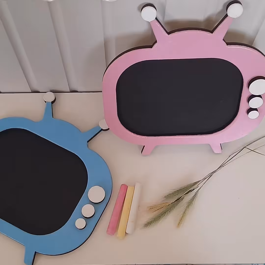 تخته سیاه فانتزی مدل تلویزیونی 