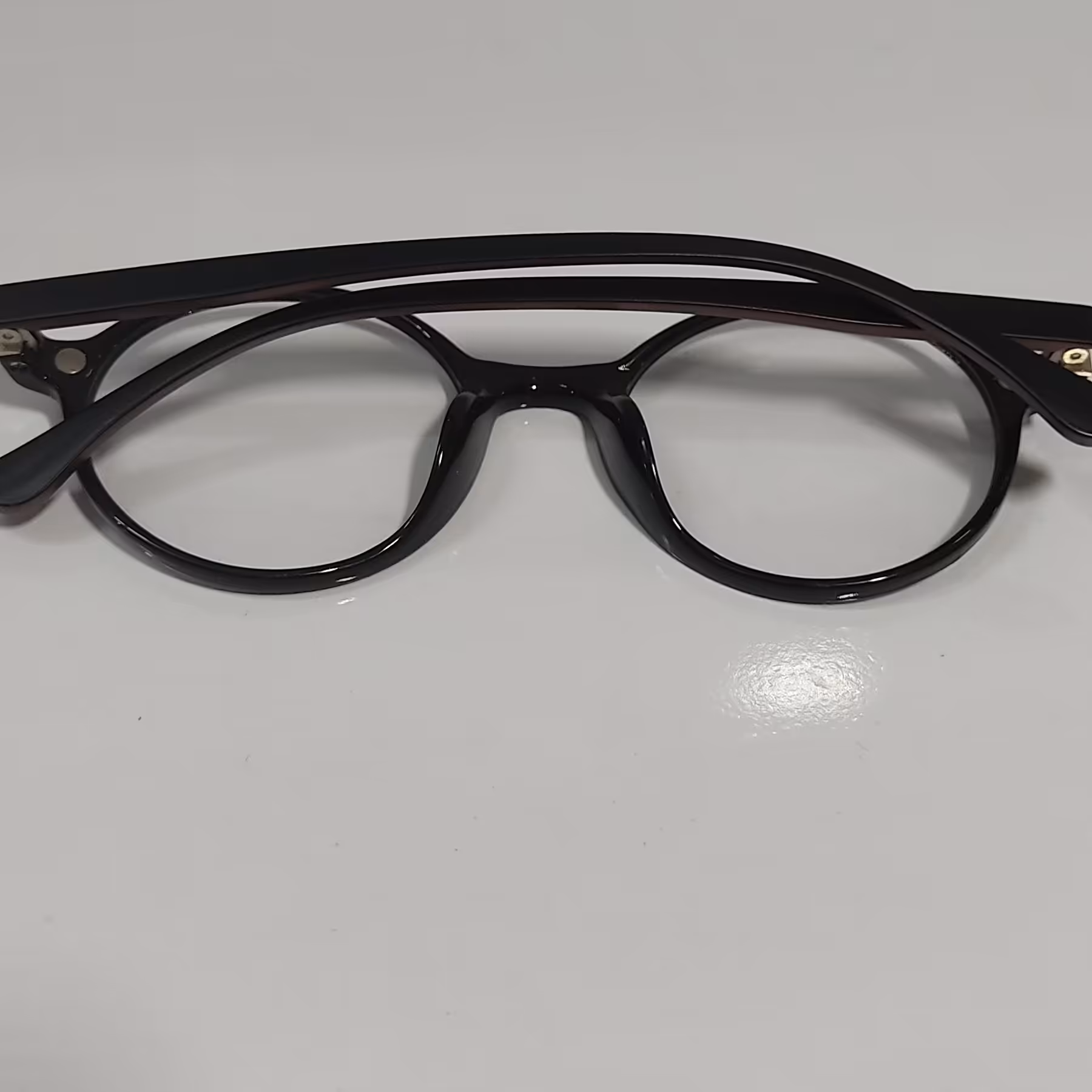  عینک طبی کائوچویی