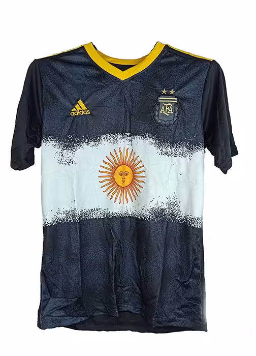 لباس خورشید آرژانتین 2023