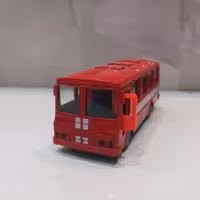 اسباب بازی(ماکت) اتوبوس فلزی انگلیسی رنگ قرمز طول 11 سانتی متر