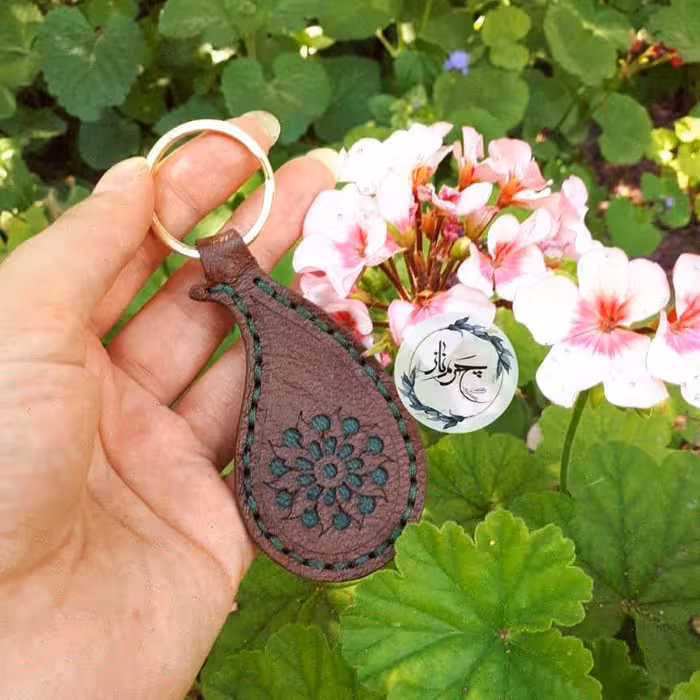 سرکلیدی چرم طرح بته جقه