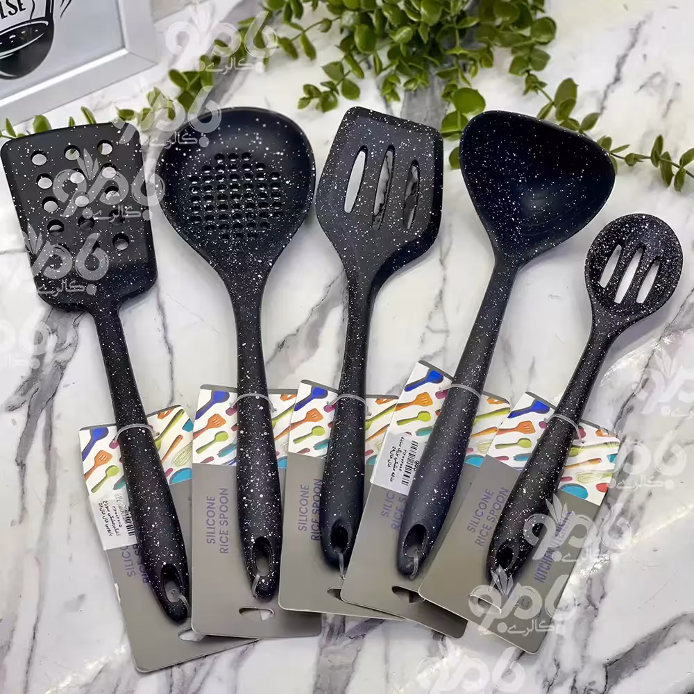 کفگیر و ملاقه سیلیکونی ساده خال خال مشکی